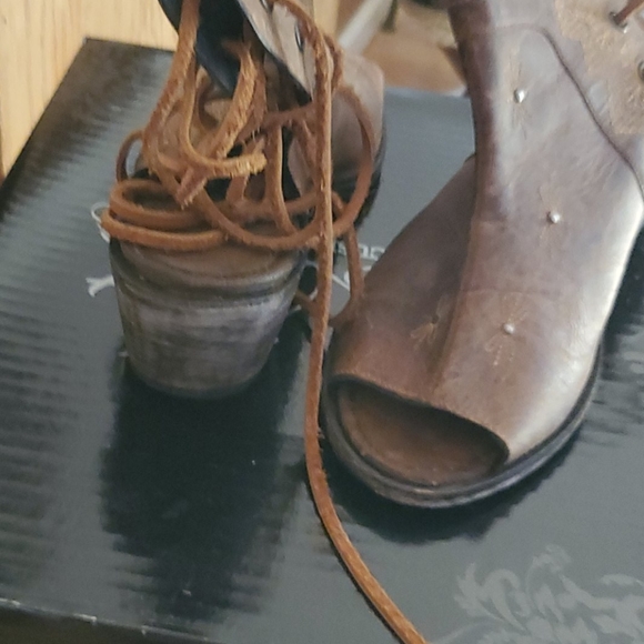 Open toe boot - Picture 2 of 3